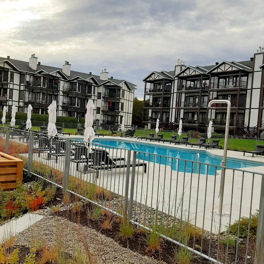 Escapade Pinoteau Tremblant Getaway Apartamento Mont-Tremblant Exterior foto