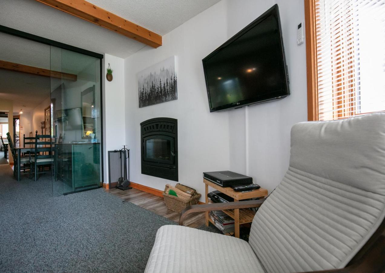 Escapade Pinoteau Tremblant Getaway Apartamento Mont-Tremblant Exterior foto