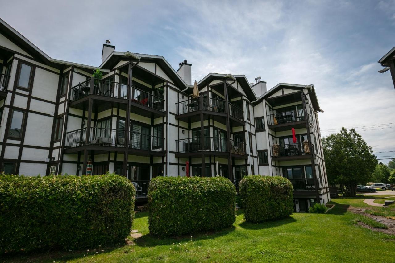 Escapade Pinoteau Tremblant Getaway Apartamento Mont-Tremblant Exterior foto